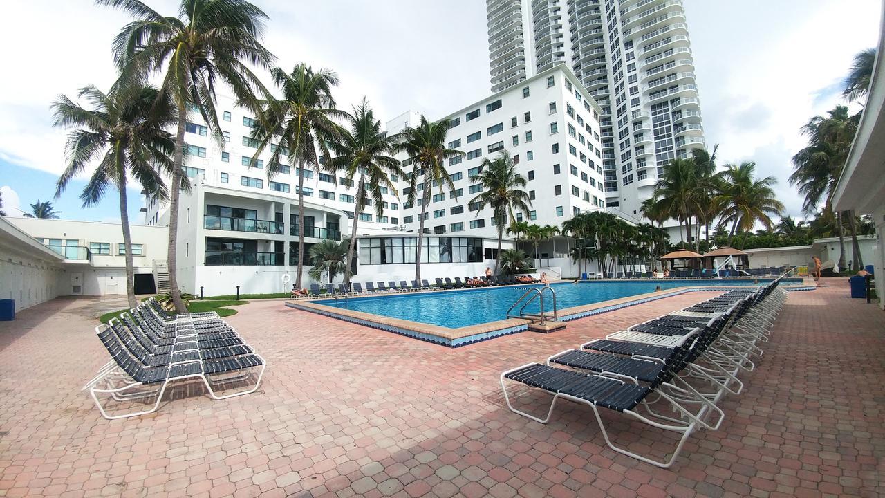 Casablanca On The Ocean East Tower Hotel Miami Beach Exterior foto